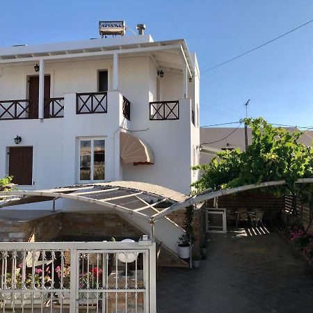 Dea House Appartement Finikas  Buitenkant foto