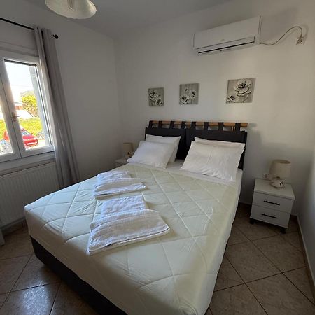 Dea House Appartement Finikas  Buitenkant foto
