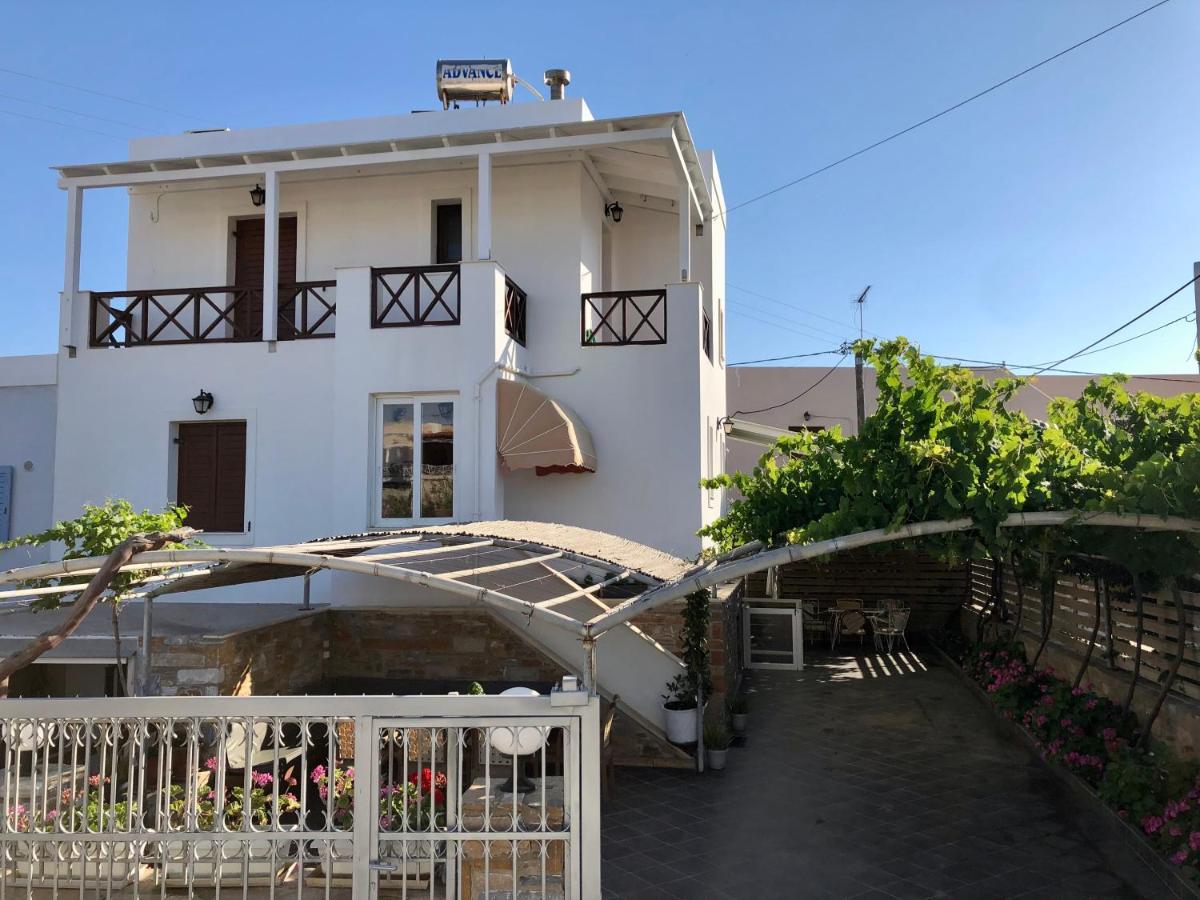 Dea House Appartement Finikas  Buitenkant foto