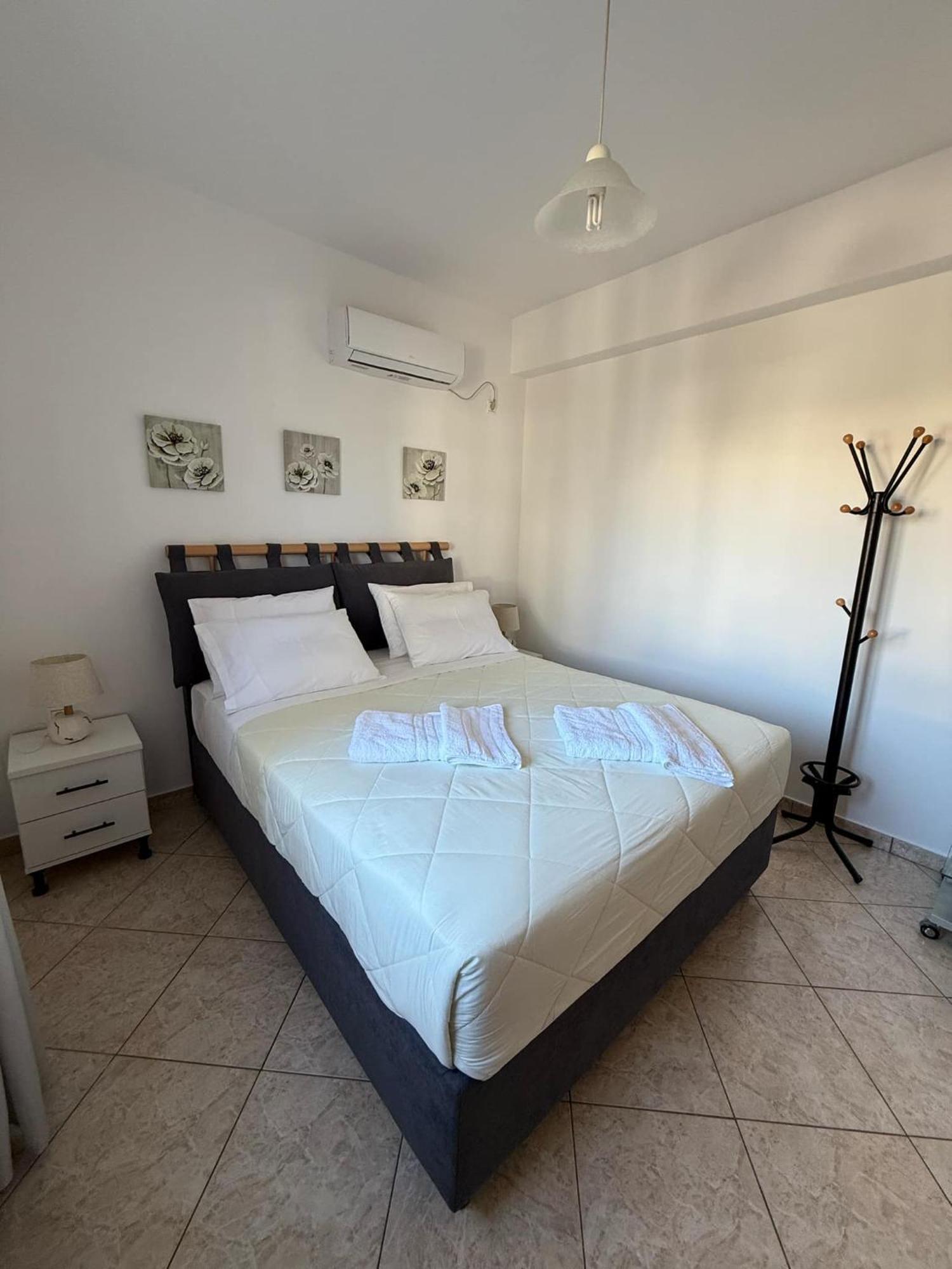 Dea House Appartement Finikas  Buitenkant foto