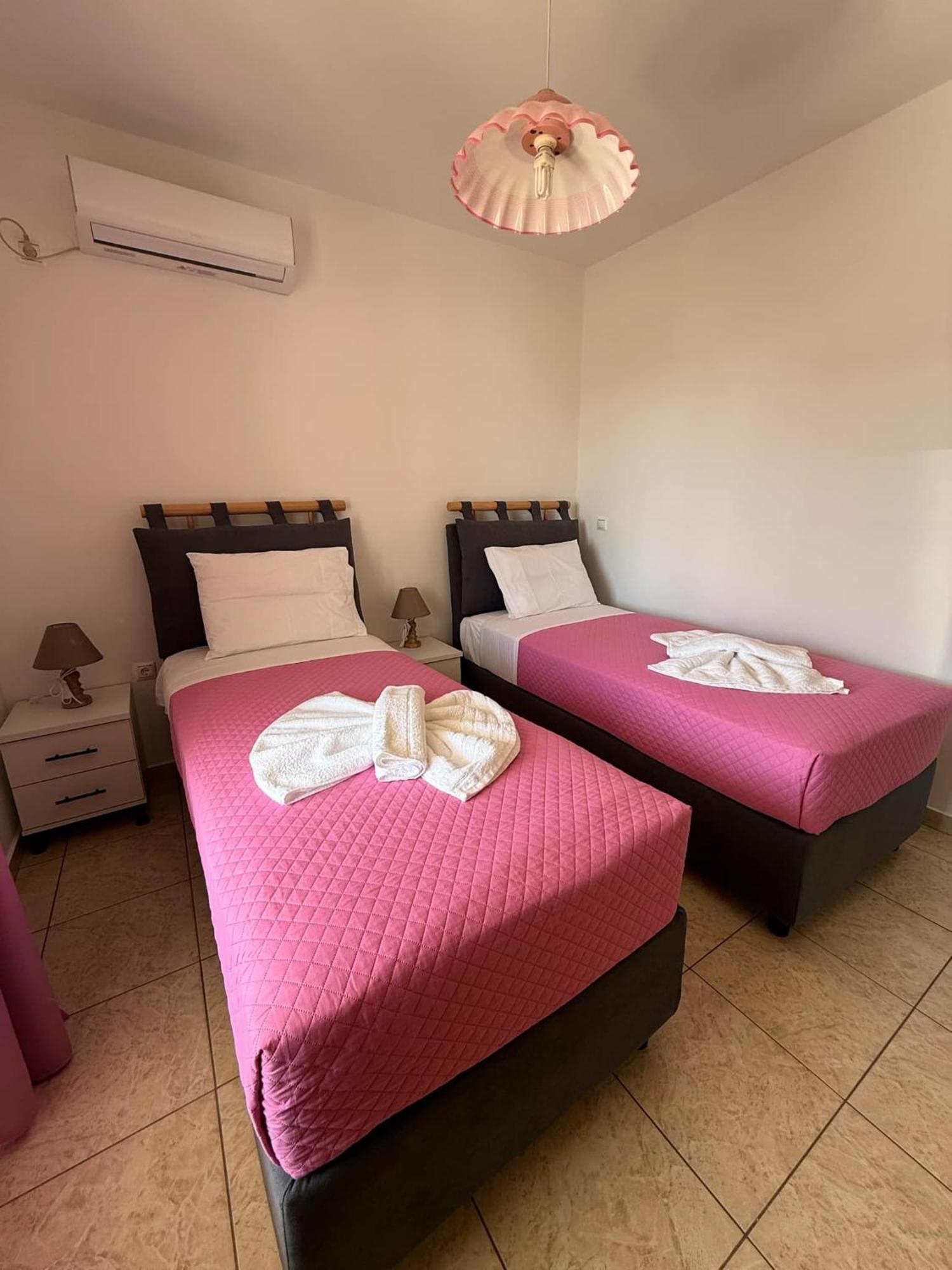 Dea House Appartement Finikas  Buitenkant foto